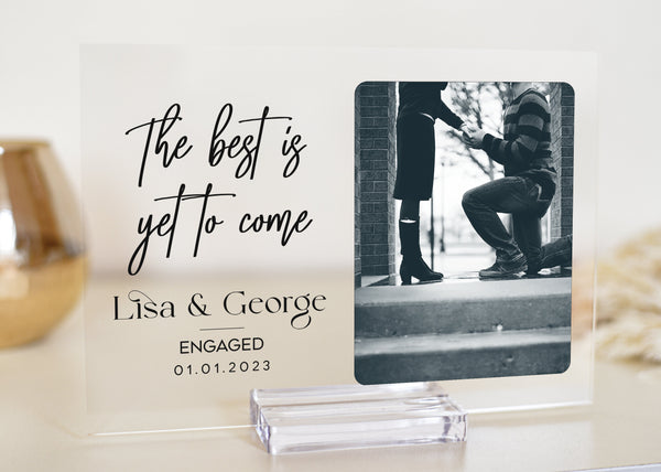 Our clear acrylic plaques come in both A5 and A4 sizes and make the perfect gift for any newly engaged couple. These plaques are perfect for displaying your engagement photos or a map of where you got engaged.