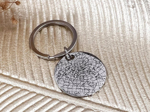 Rose gold keychain with personalised star chart