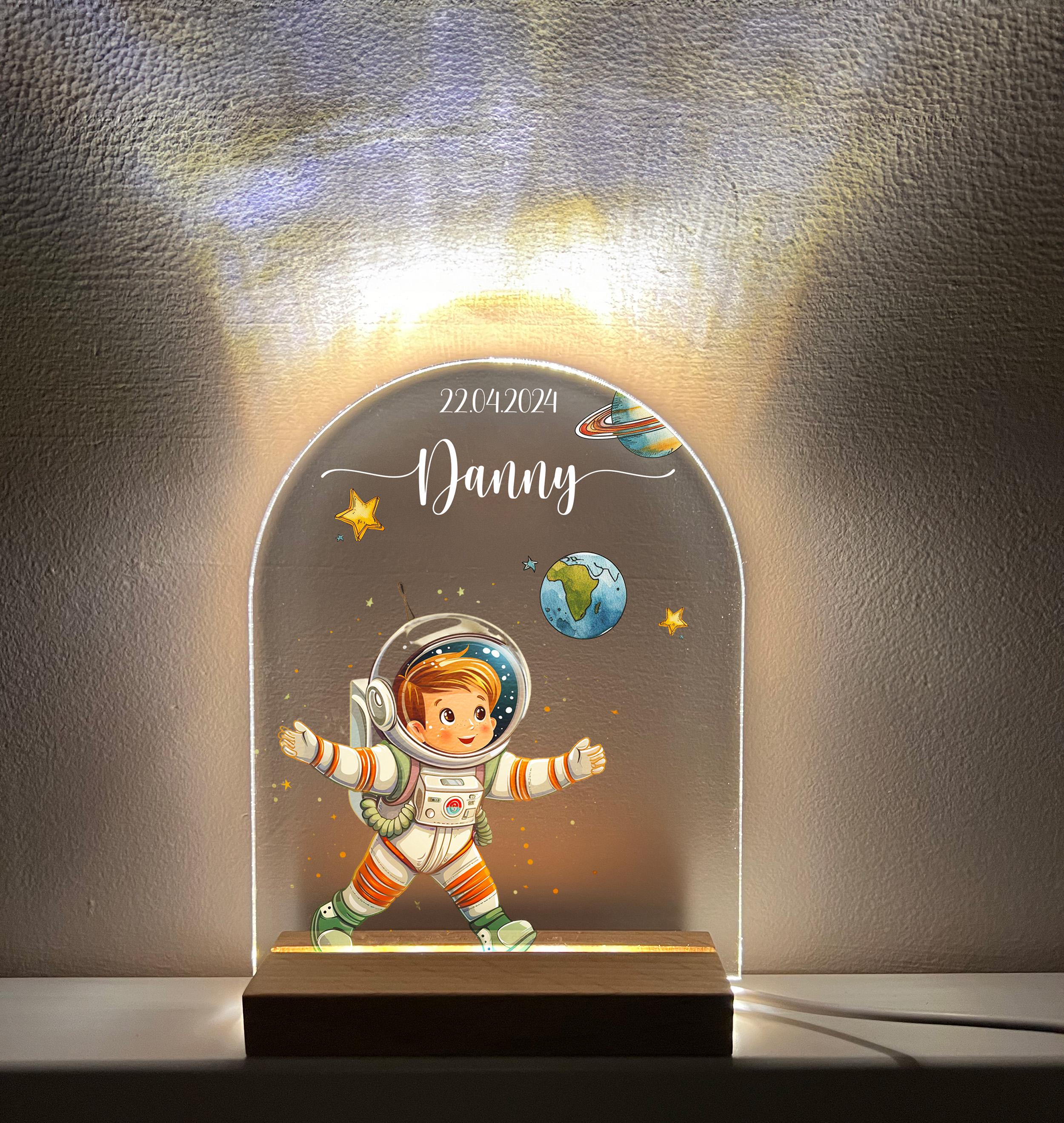 Baby Space Astronaut Night Light, Personalized Baby Birth Gift, Christening Plaque, Children's Room Decor, Bedside Nursery Lamp for Kids