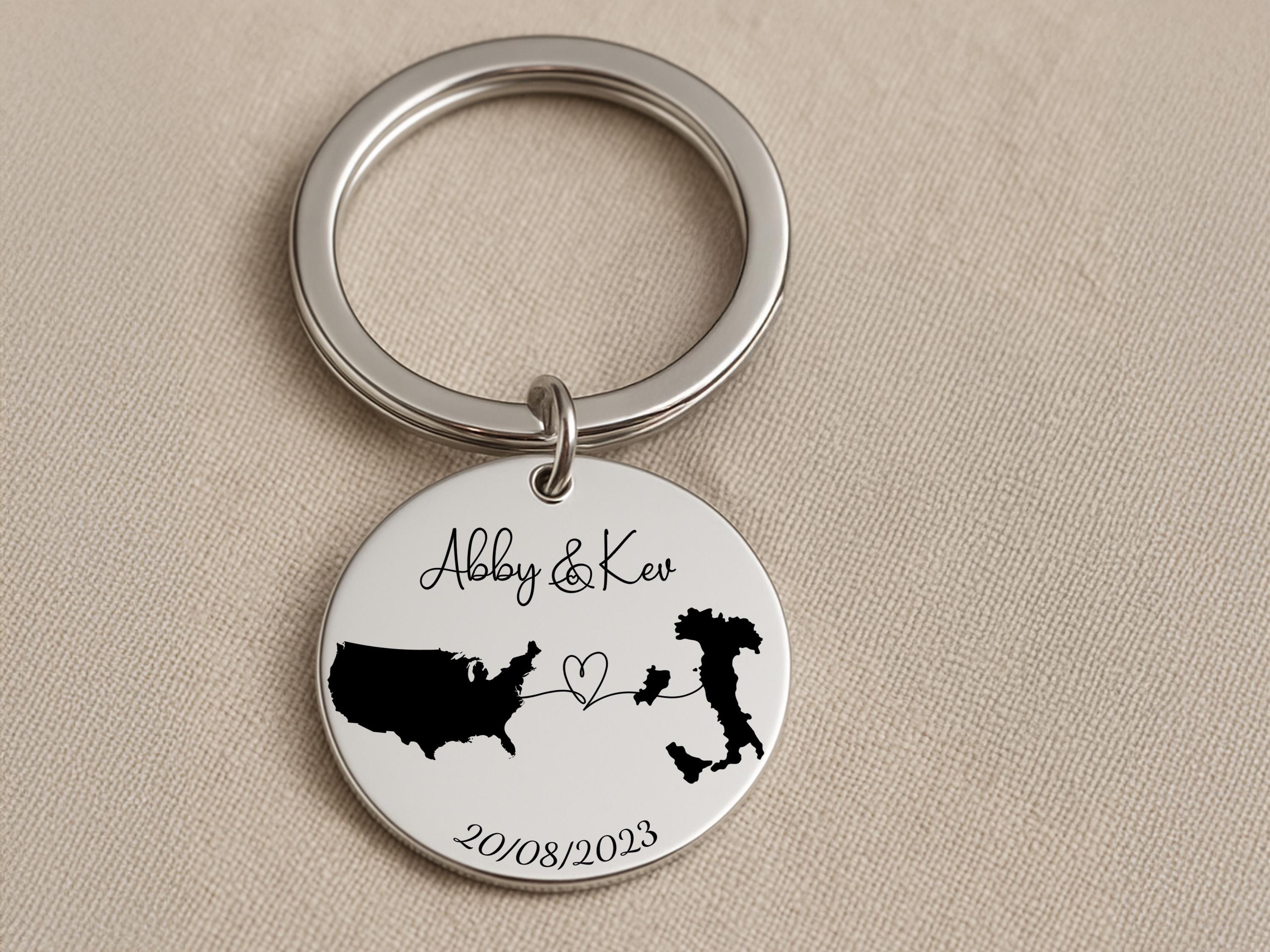 Personalised Long Distance Two Country map Keychain,Engraved Names & Date Keyring for Him Her Boyfriend Girlfriend,Couples Anniversary Gift